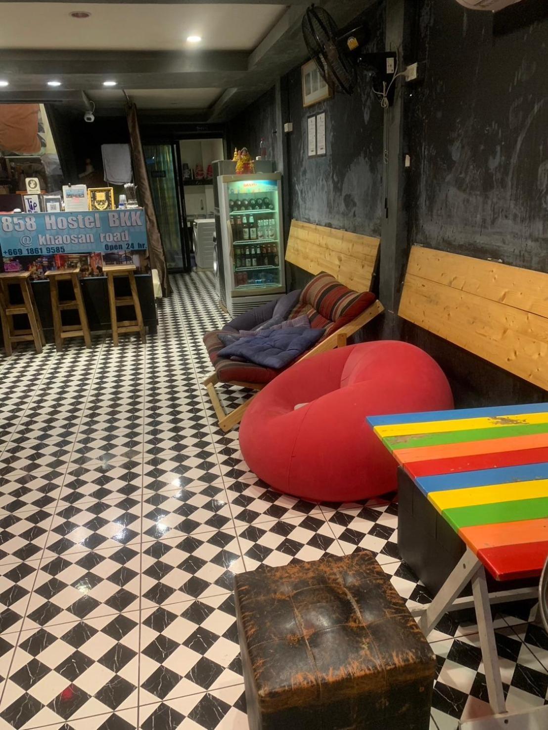 858Hostel Bkk In Khaosan Road Бангкок Экстерьер фото