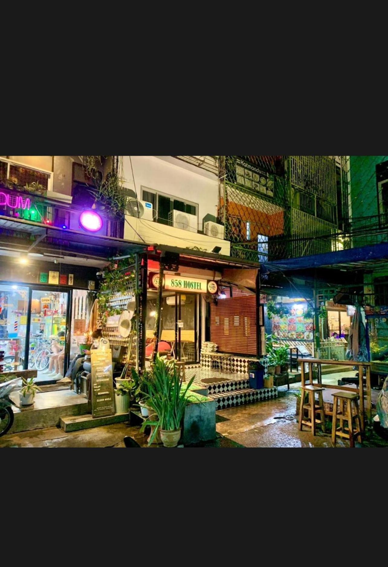 858Hostel Bkk In Khaosan Road Бангкок Экстерьер фото